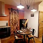 Feriehus La Vallee Secrete - *