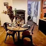 Feriehus La Vallee Secrete - *